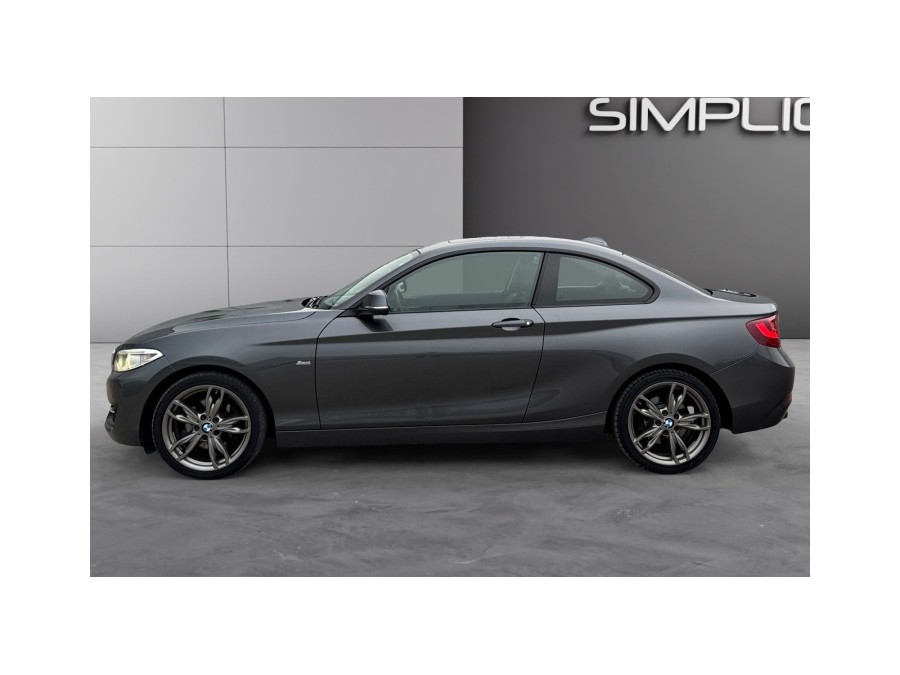 BMW d'occasion SERIE 2 220D LUXURY BA de 2017 Troyes (10)﻿
