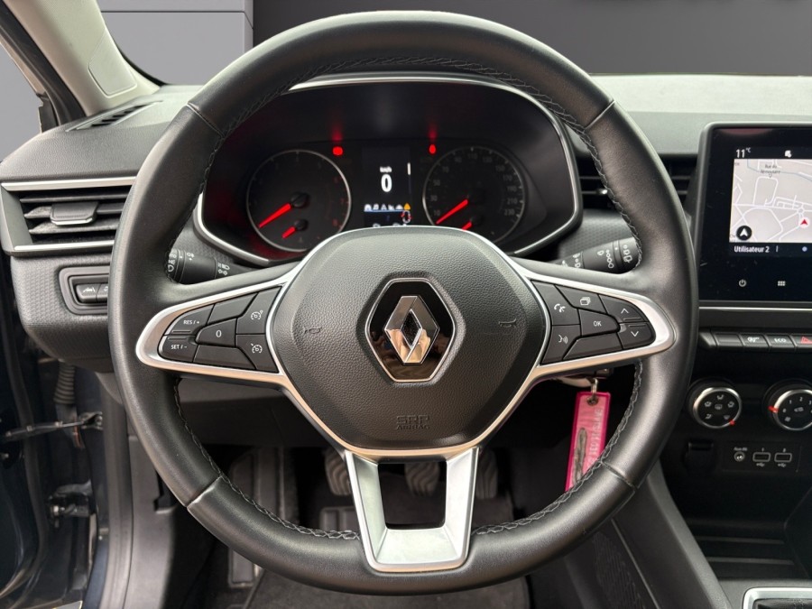 RENAULT d'occasion CLIO TCE 90 de 2021 Salon de Provence (13)﻿
