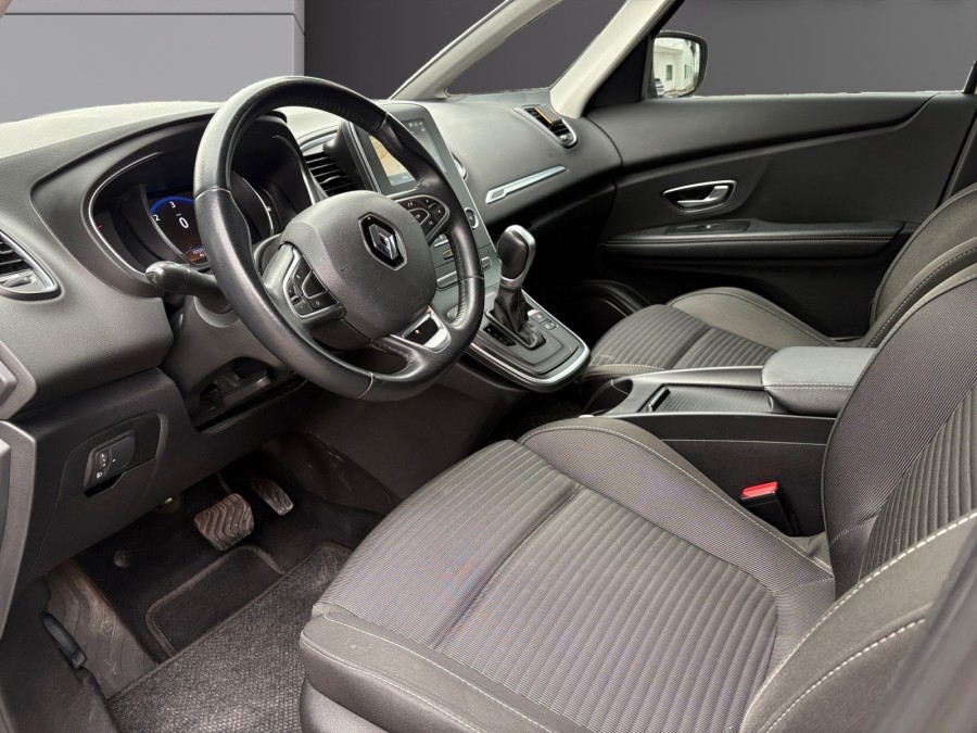 RENAULT d'occasion MEGANE DCI 110 de 2018 Salon de Provence (13)﻿