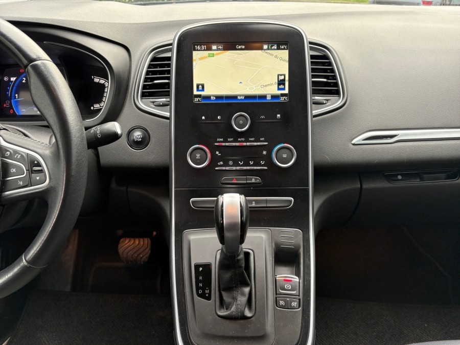 RENAULT d'occasion MEGANE DCI 110 de 2018 Salon de Provence (13)﻿