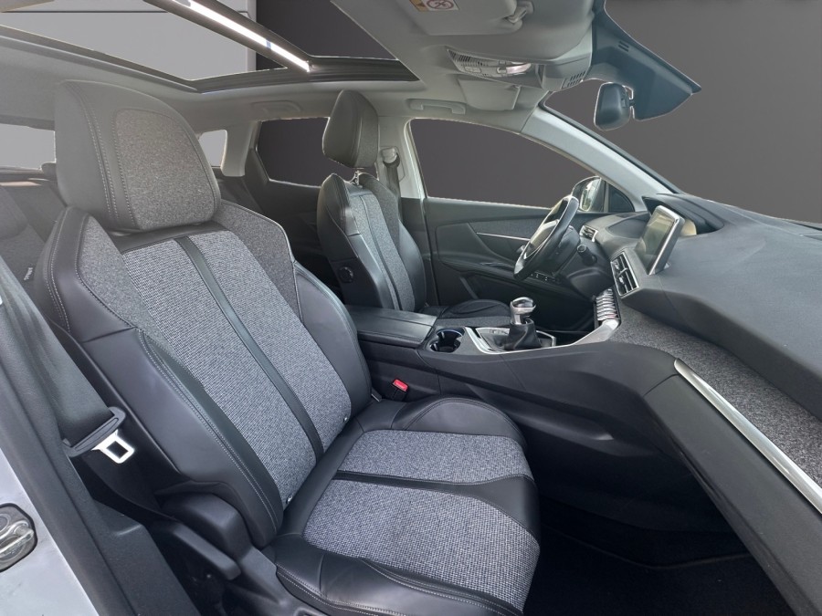 PEUGEOT d'occasion 3008 1.2 PURE TECH 130 ACCESS de 2018 Coeur