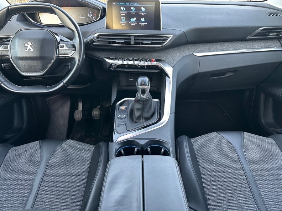 PEUGEOT d'occasion 3008 1.2 PURE TECH 130 ACCESS de 2018 Coeur
