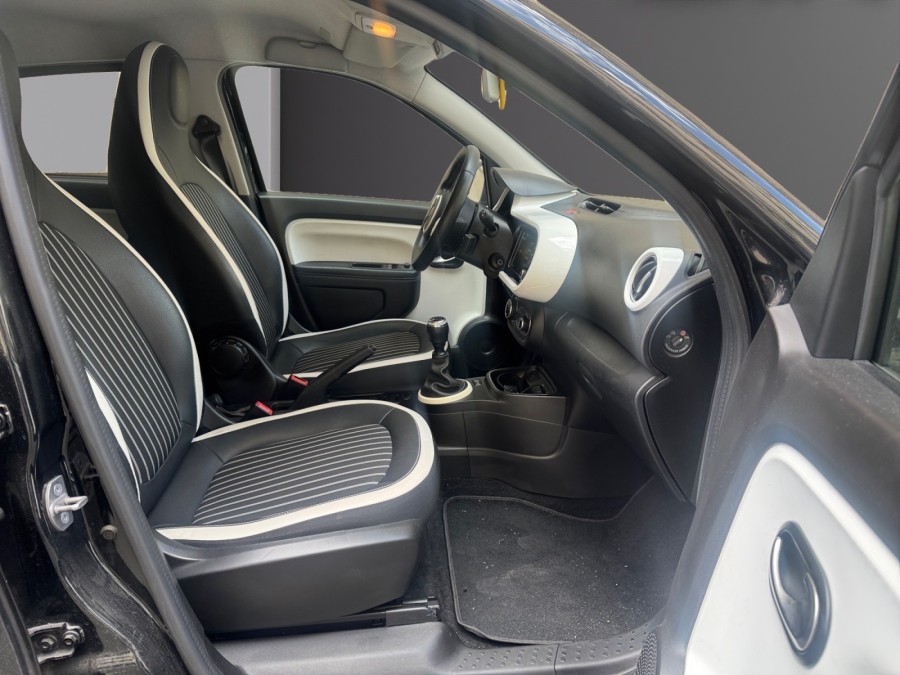 RENAULT d'occasion TWINGO 1.0 SCE 75 INTENS de 2019 Paris 15 (75)﻿