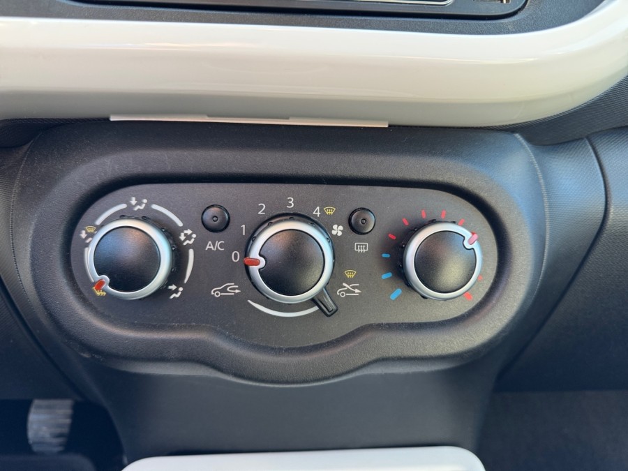 RENAULT d'occasion TWINGO 0.9 TCE 90 ENERGY LIMITED de 2019 Troyes