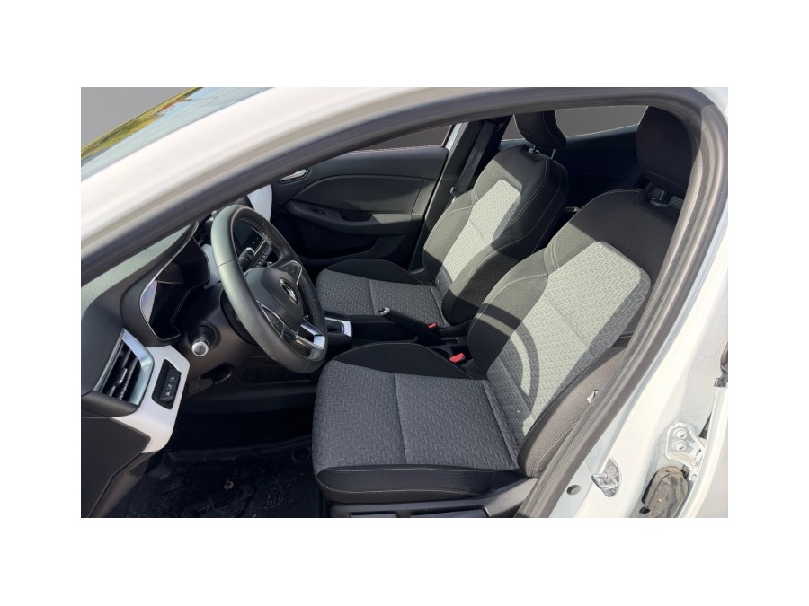 RENAULT d'occasion CLIO 1.6 E-TECH 140 LIMITED de 2021 Troyes (10)﻿