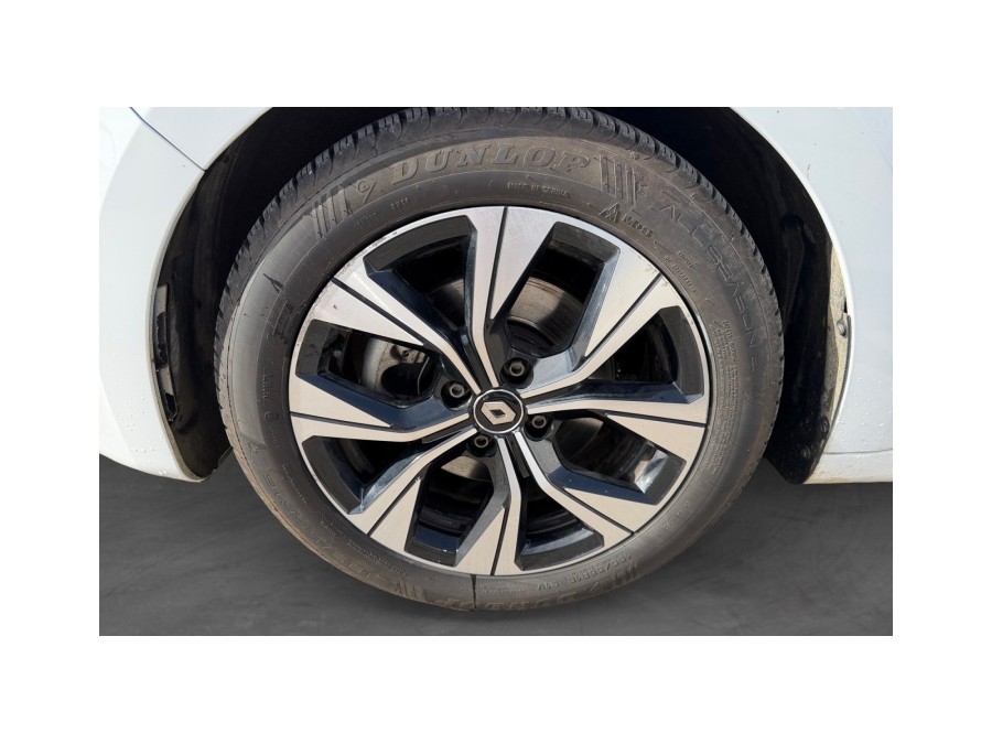 RENAULT d'occasion CLIO 1.6 E-TECH 140 LIMITED de 2021 Troyes (10)﻿
