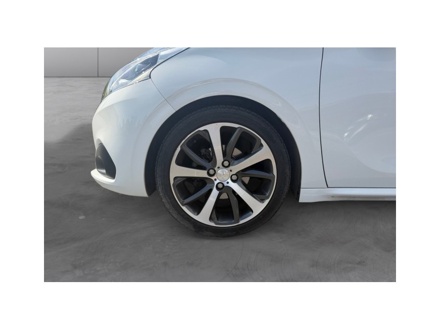 PEUGEOT d'occasion 208 1.6 Blue HDi 120 de 2017 Compiègne (60)﻿