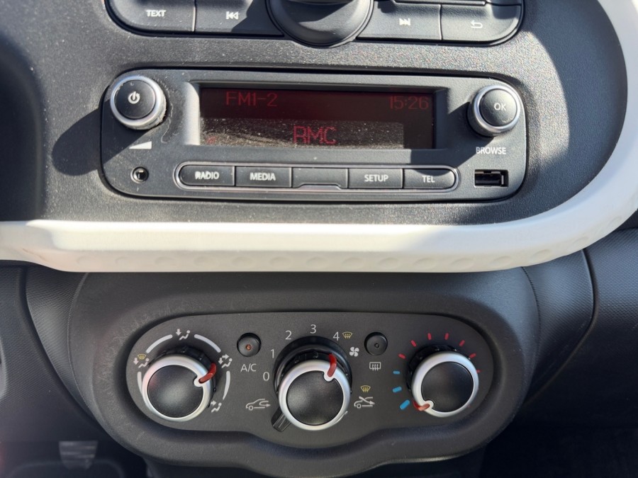 RENAULT d'occasion TWINGO 1.0 SCE 75 ZEN de 2019 Troyes (10)﻿