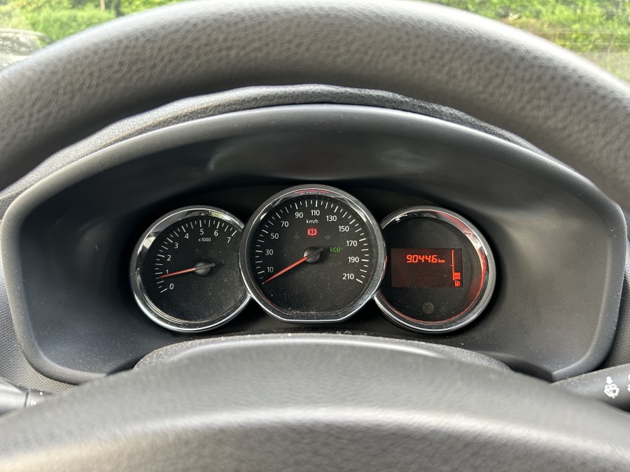 DACIA d'occasion SANDERO TCE 90 de 2015 Vaucresson (92)﻿