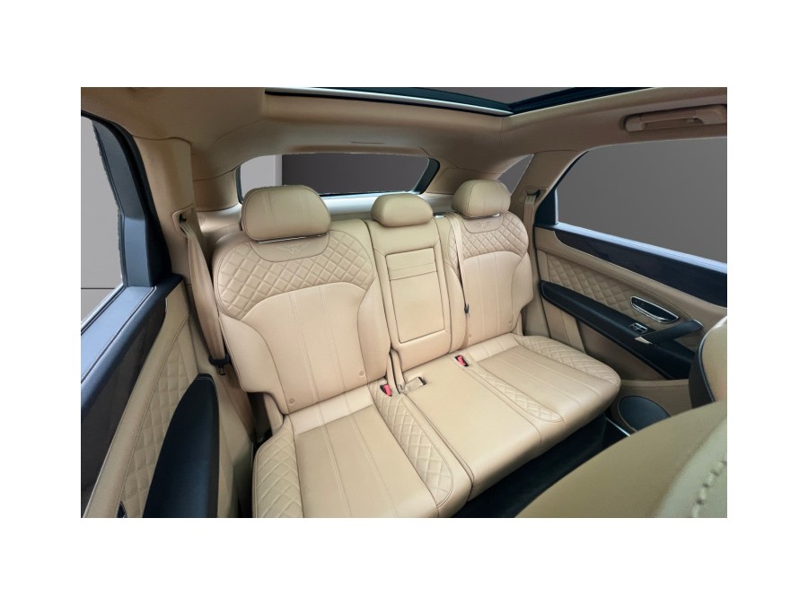 BENTLEY d'occasion BENTAYGA 6.0 W12 de 2016 Annecy (74)﻿