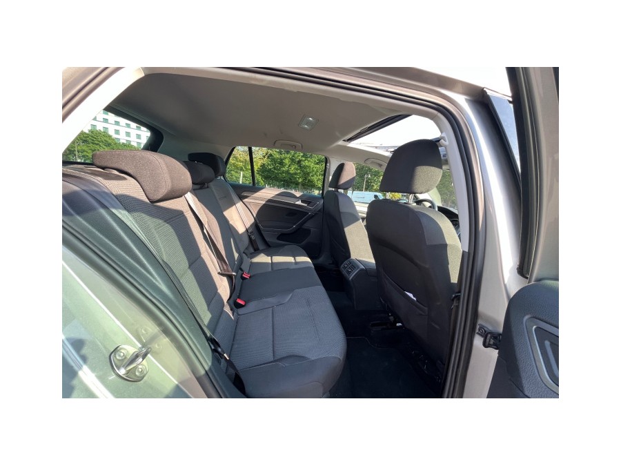 VOLKSWAGEN d'occasion GOLF 1.2 TSI 105 CONFORTLINE DSG de 2013 Paris