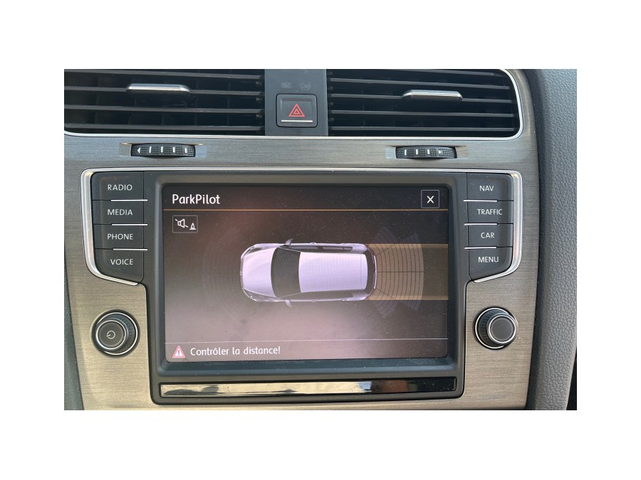 VOLKSWAGEN d'occasion GOLF 1.2 TSI 105 CONFORTLINE DSG de 2013 Paris