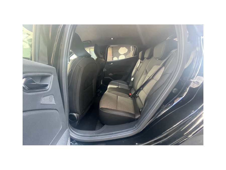 RENAULT d'occasion CLIO 1.6 E-TECH 145 de 2025 Paris 15 (75)﻿