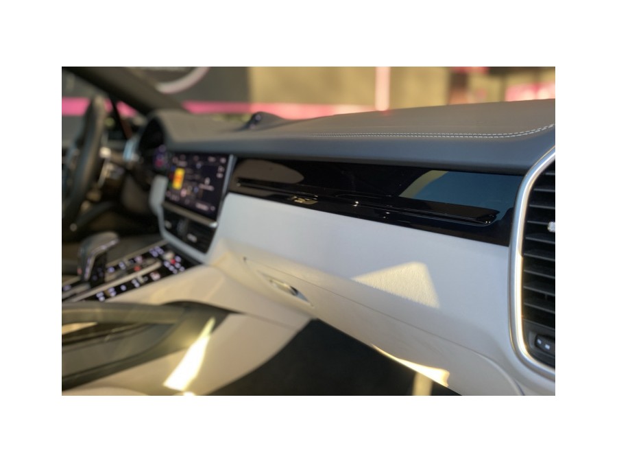 PORSCHE d'occasion CAYENNE 3.0 V6 E-HYBRID COUPE PLATINIUM EDITION de
