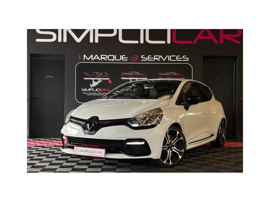 RENAULT d'occasion CLIO RS TROPHY 220 EDC de 2015 Aix Les Bains (73)﻿