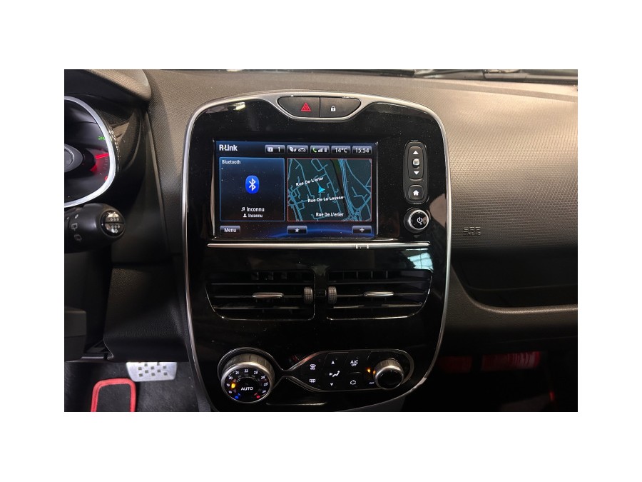 RENAULT d'occasion CLIO RS TROPHY 220 EDC de 2015 Aix Les Bains (73)﻿