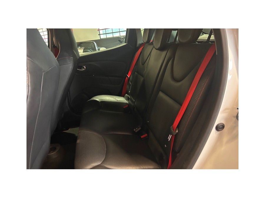 RENAULT d'occasion CLIO RS TROPHY 220 EDC de 2015 Aix Les Bains (73)﻿