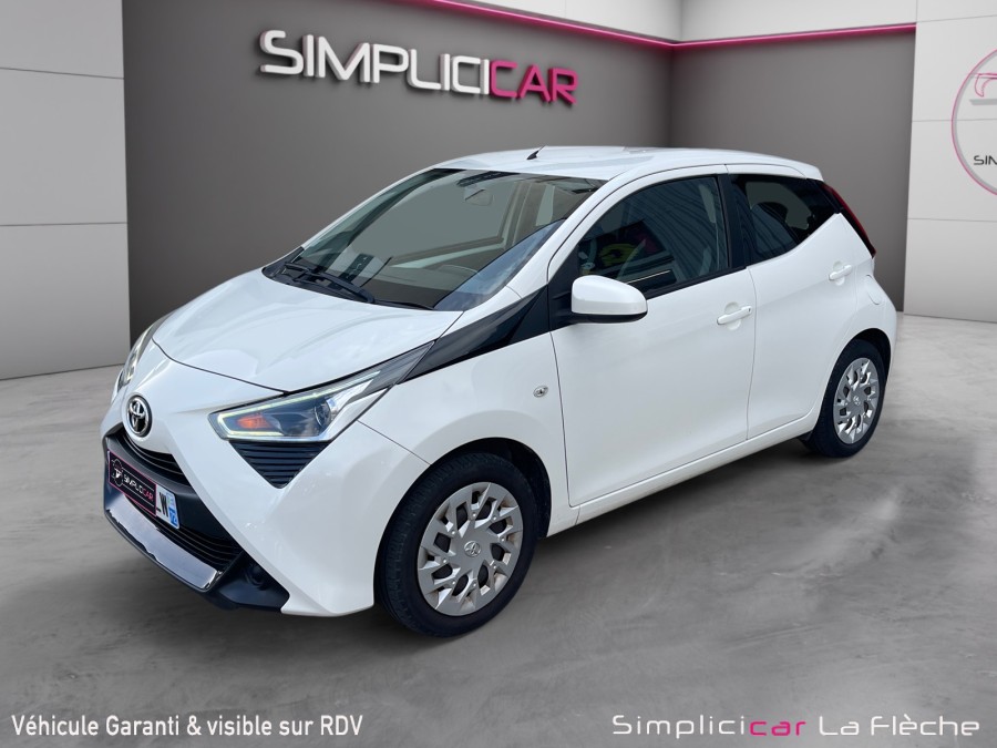 TOYOTA d'occasion AYGO 1.0 VVT-I 72 X-NIGHT PH2 de 2019 La Flèche