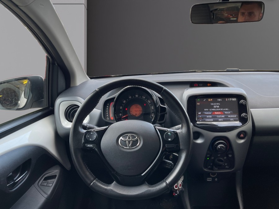 TOYOTA d'occasion AYGO 1.0 VVT-I 72 X-NIGHT PH2 de 2019 La Flèche
