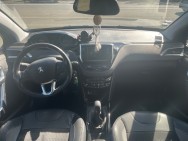 PEUGEOT d'occasion 2008 1.6 E-HDI 92 ALLURE de 2015 La Flèche (72)﻿