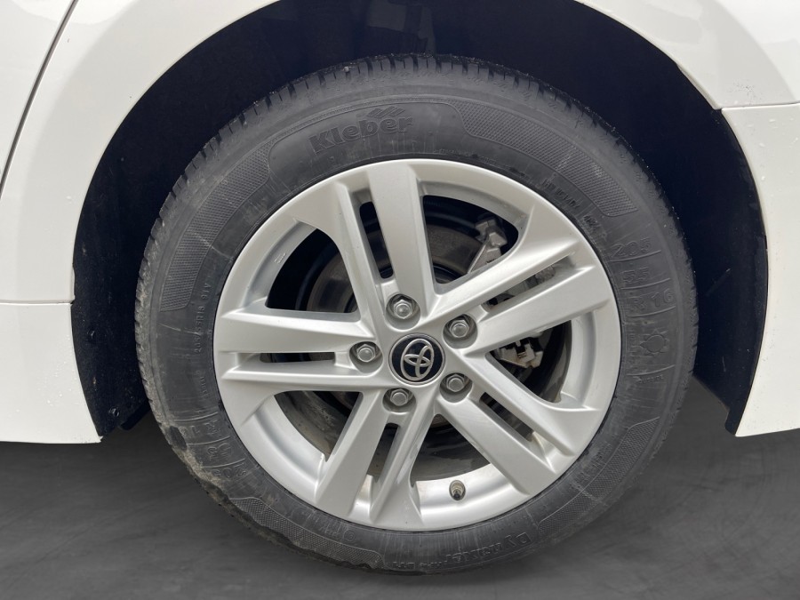 TOYOTA d'occasion COROLLA BREAK TS 122H DYNAMIC de 2021 La Flèche