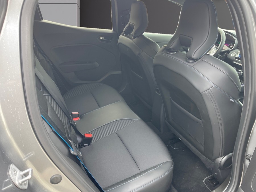 RENAULT d'occasion CLIO 1.6 E-TECH 145 ESPRIT ALPINE de 2025 La