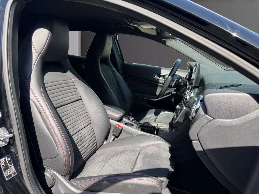 MERCEDES d'occasion CLASSE GLA GLA 200 D STARLIGHT EDITION de 2019
