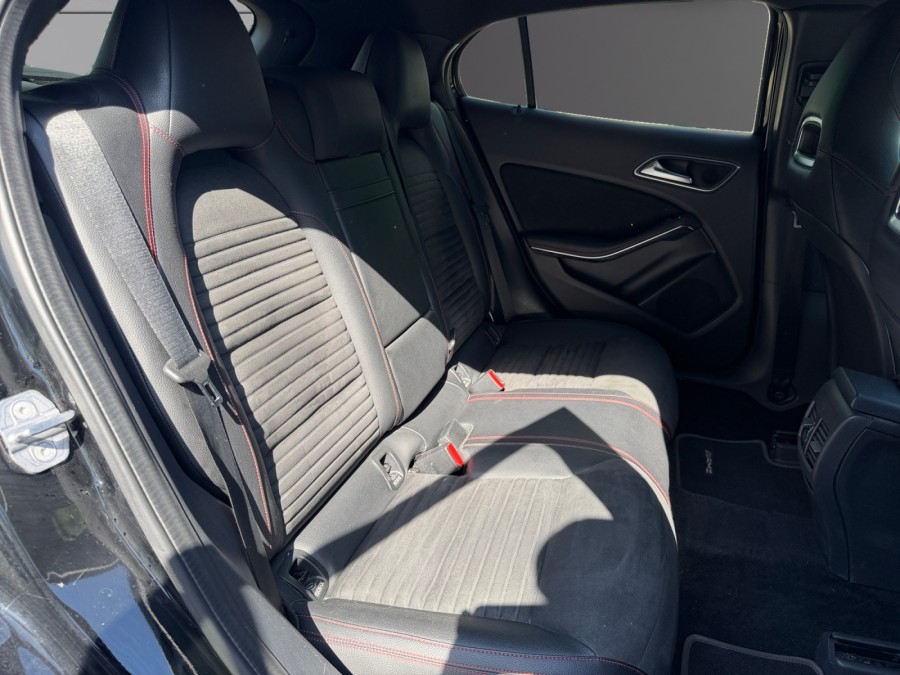 MERCEDES d'occasion CLASSE GLA GLA 200 D STARLIGHT EDITION de 2019