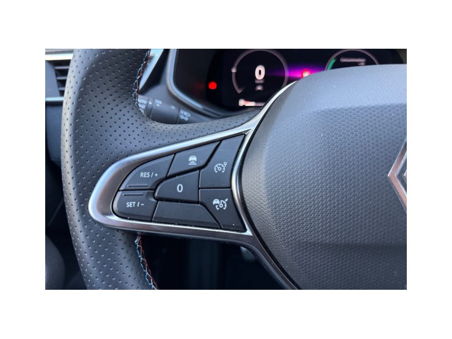 RENAULT d'occasion CLIO 1.0 TCE 90 TECHNO de 2025 Salon de Provence