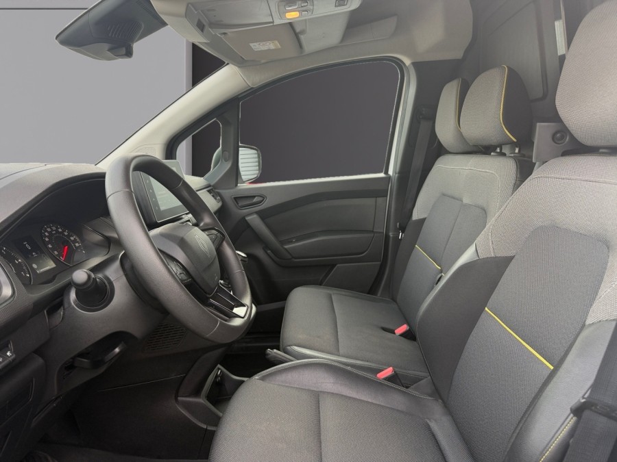 RENAULT d'occasion KANGOO VAN L1 SESAME 1.5 DCI 95 ADVANCE de 2024