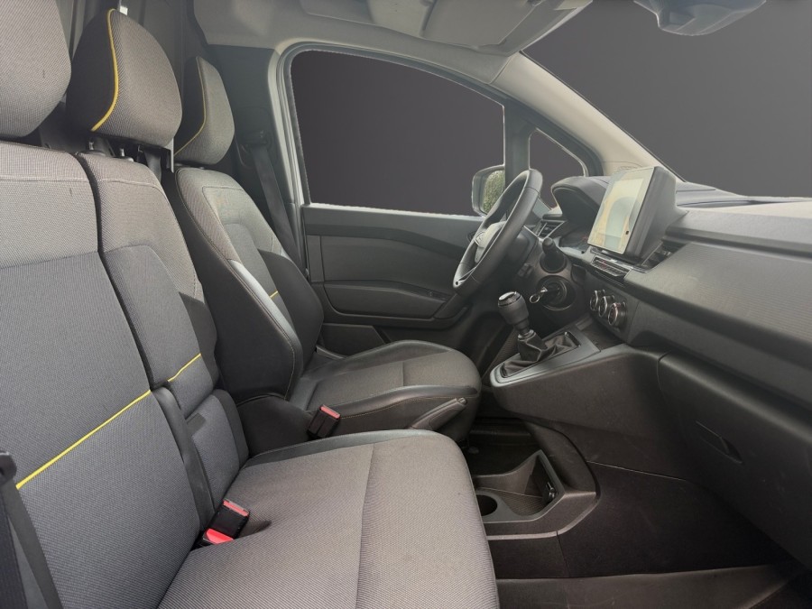 RENAULT d'occasion KANGOO VAN L1 SESAME 1.5 DCI 95 ADVANCE de 2024