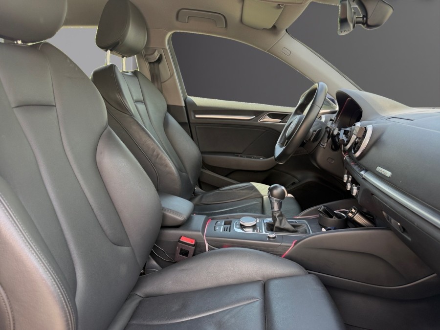 AUDI d'occasion A3 A3 Sportback de 2020 Salon de Provence (13)﻿