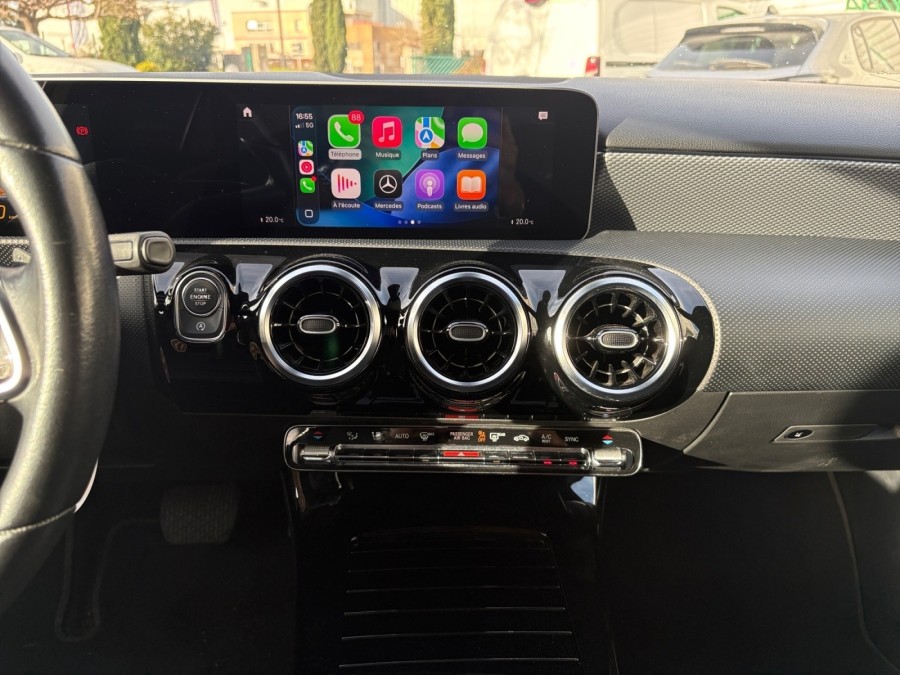 MERCEDES d'occasion CLASSE A A180 D STYLE LINE 7G-DCT de 2018 Salon