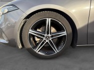 MERCEDES d'occasion CLASSE A A180 D STYLE LINE 7G-DCT de 2018 Salon