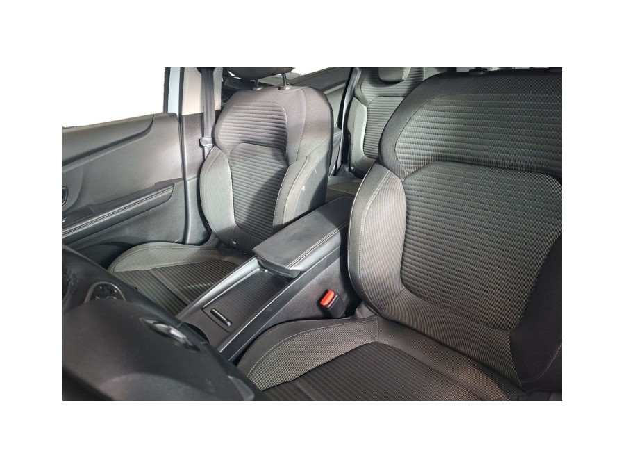 RENAULT d'occasion SCENIC 1.2 TCE 130 BUSINESS de 2017 Villepinte