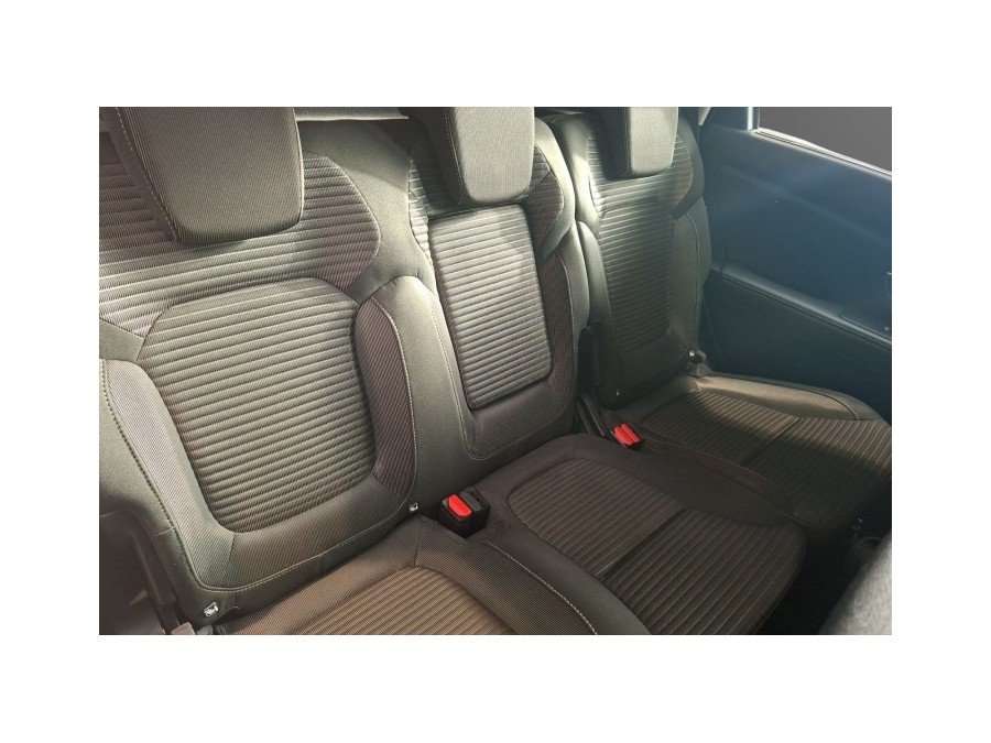 RENAULT d'occasion SCENIC 1.2 TCE 130 BUSINESS de 2017 Villepinte