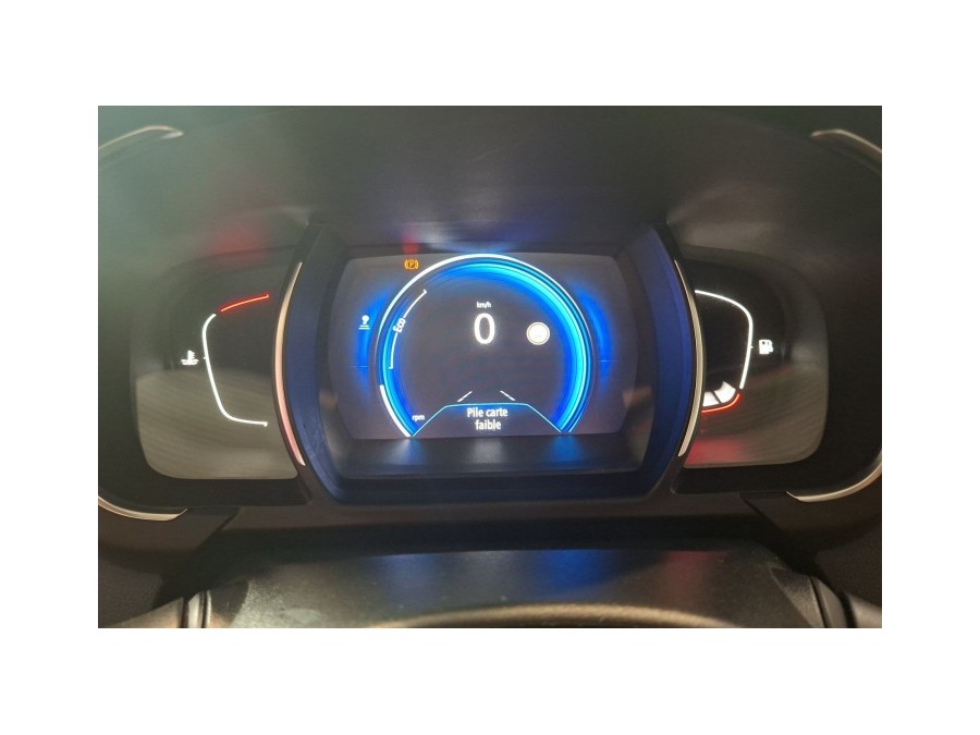 RENAULT d'occasion SCENIC 1.2 TCE 130 BUSINESS de 2017 Villepinte
