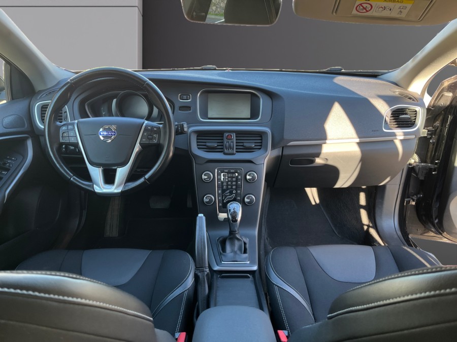 VOLVO d'occasion V40 D2 de 2015 Lille La Madeleine (59)﻿