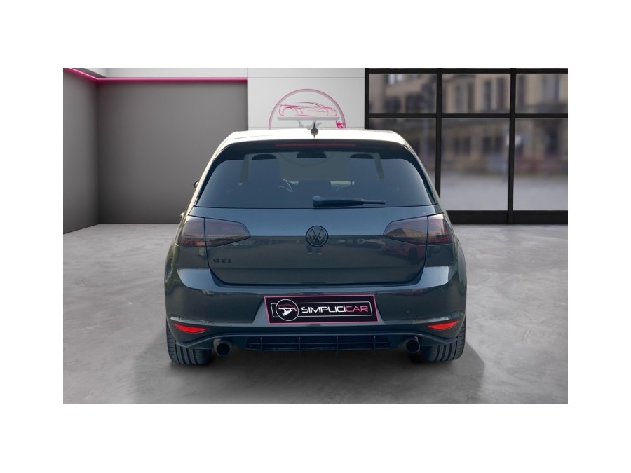 VOLKSWAGEN d'occasion GOLF 2.0 TSI 220 GTI DSG de 2016 Troyes (10)﻿