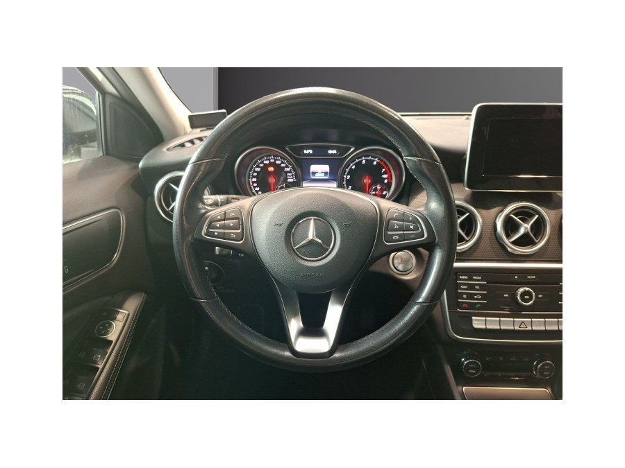 MERCEDES d'occasion CLASSE GLA GLA 180 Inspiration de 2019 Villepinte