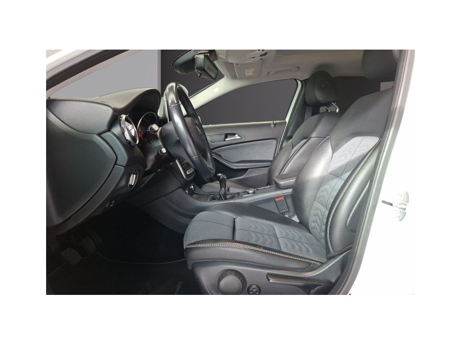 MERCEDES d'occasion CLASSE GLA GLA 180 Inspiration de 2019 Villepinte