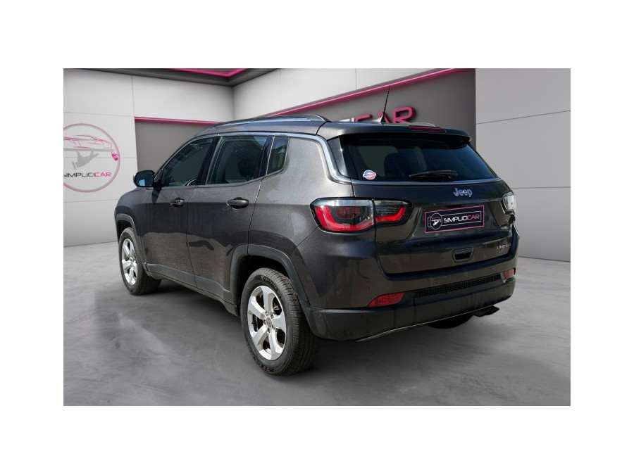 JEEP d'occasion COMPASS 1.4 MULTI AIR 140 SPORT 4X2 de 2018 Salon de