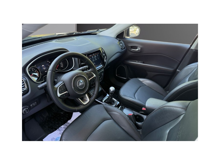 JEEP d'occasion COMPASS 1.4 MULTI AIR 140 SPORT 4X2 de 2018 Salon de