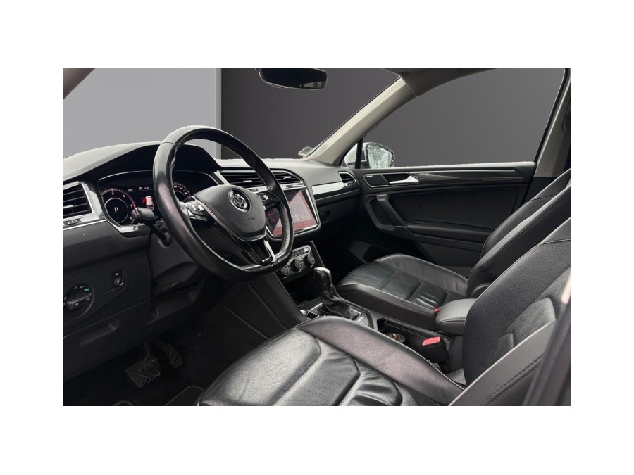 VOLKSWAGEN d'occasion TIGUAN 2.0 TDI 150 4X2 DSG PH2 de 2017 Salon de