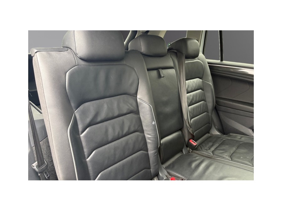VOLKSWAGEN d'occasion TIGUAN 2.0 TDI 150 4X2 DSG PH2 de 2017 Salon de