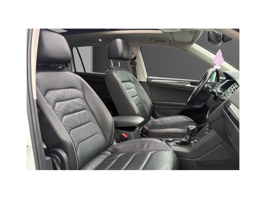 VOLKSWAGEN d'occasion TIGUAN 2.0 TDI 150 4X2 DSG PH2 de 2017 Salon de