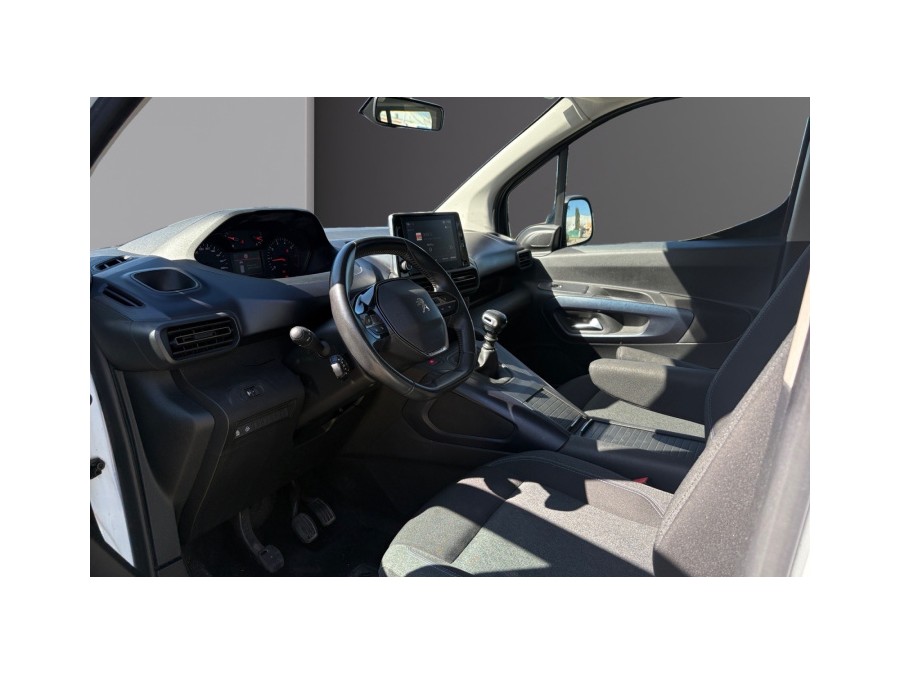 PEUGEOT d'occasion RIFTER STANDARD 650 1.5 BLUE HDI 100 PRO de 2021