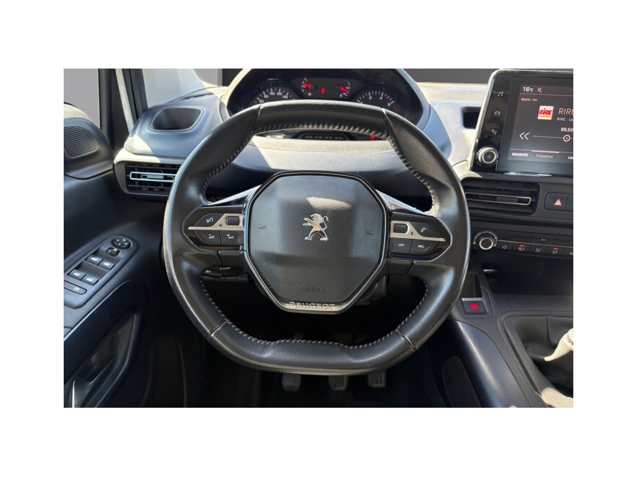 PEUGEOT d'occasion RIFTER STANDARD 650 1.5 BLUE HDI 100 PRO de 2021
