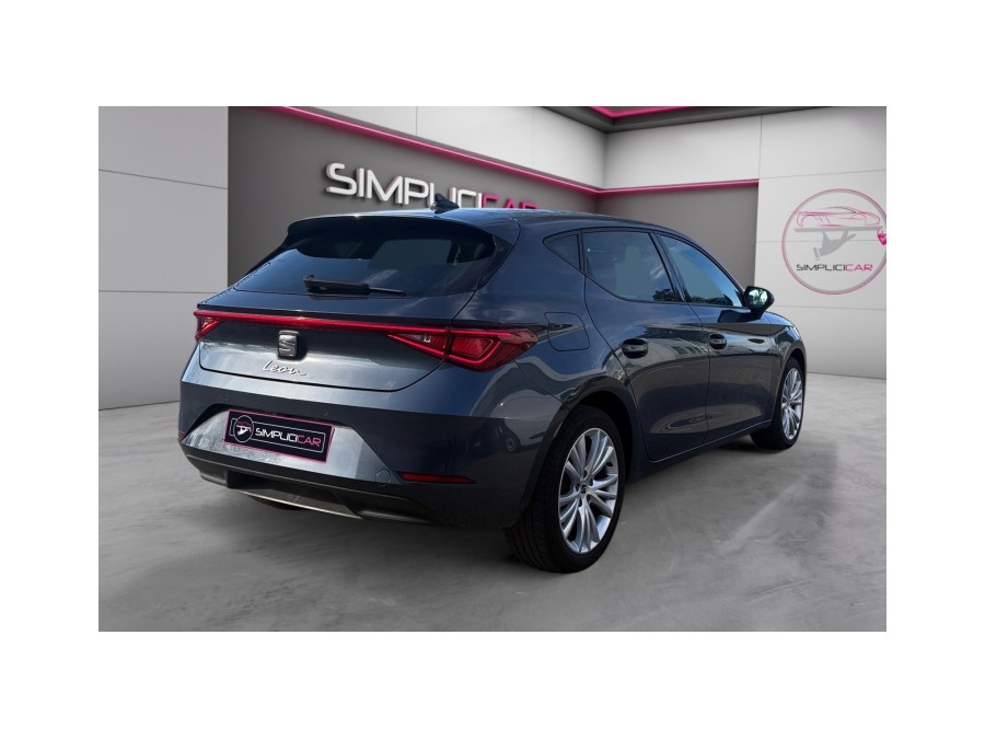 SEAT d'occasion LEON 2.0 TDI 115 de 2021 Salon de Provence (13)﻿