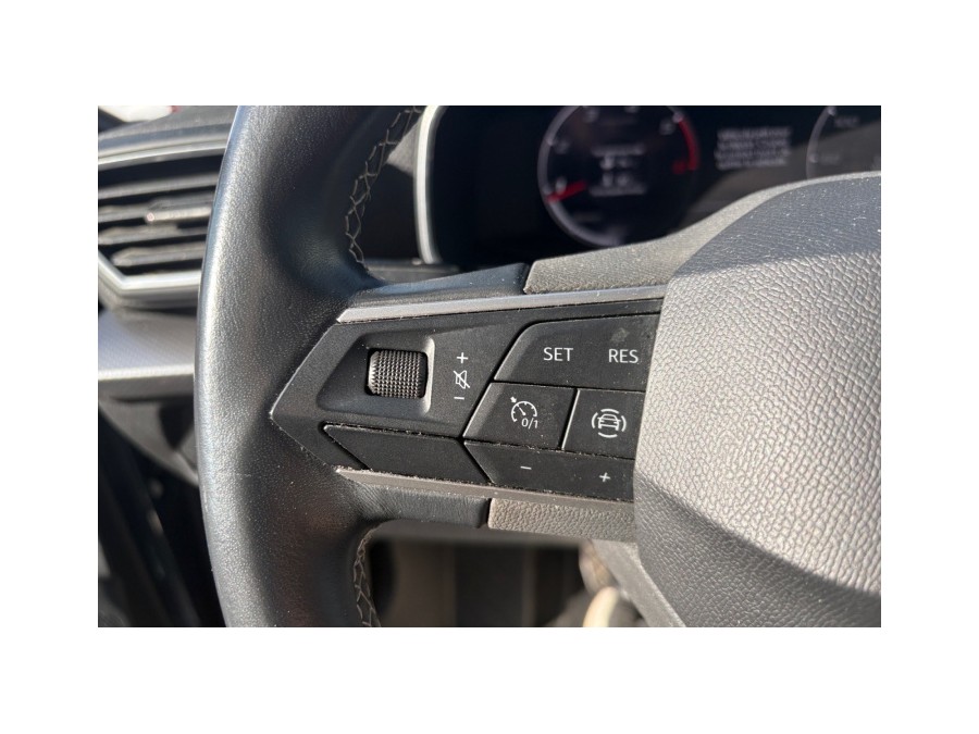 SEAT d'occasion LEON 2.0 TDI 115 de 2021 Salon de Provence (13)﻿